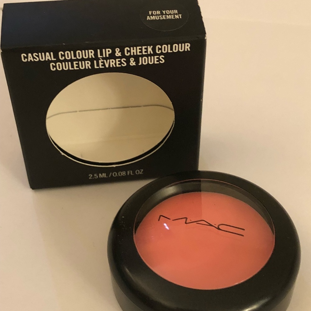 MAC For Your Amusement Casual Colour